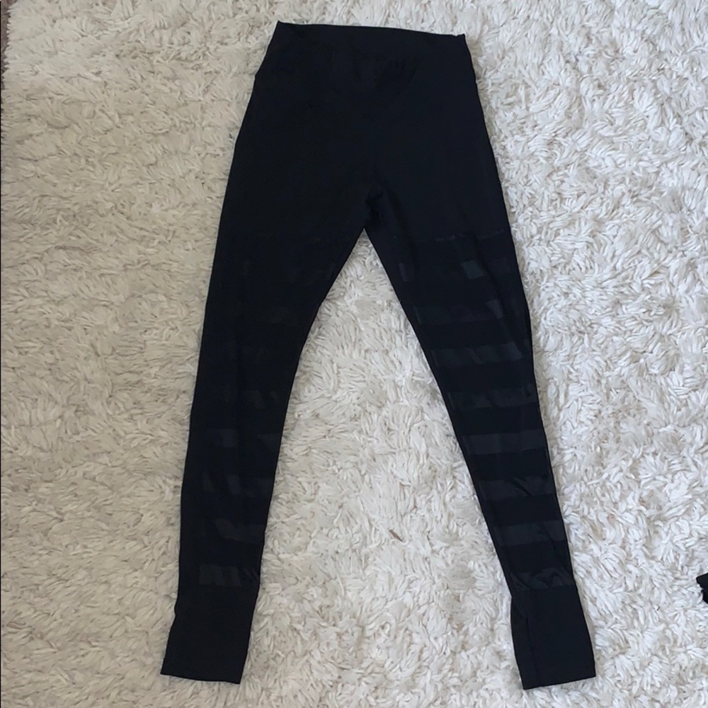 Black mesh stripes leggings size small